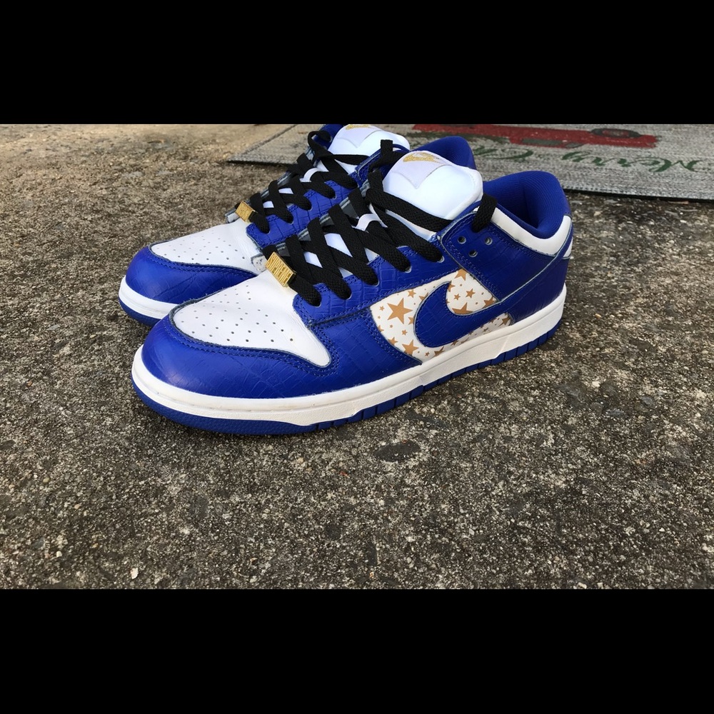 Nike SB Dunk Low Supreme Stars Hyper Royal SZ 9.5 Men